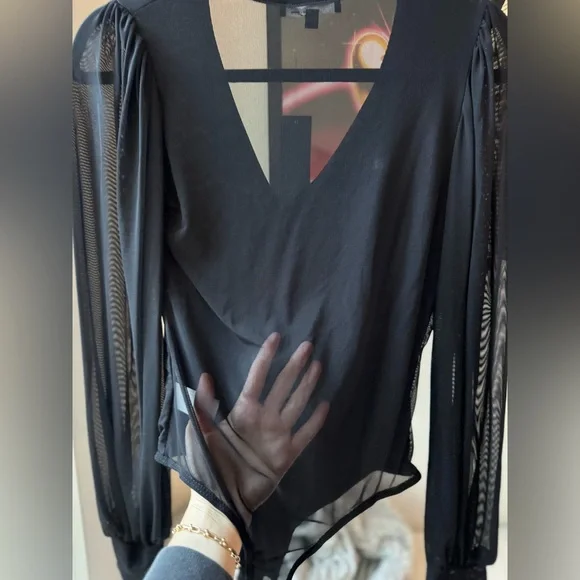 NWT Lulu's Black Sheer Sleeve Bodysuit - Picture 4 of 4